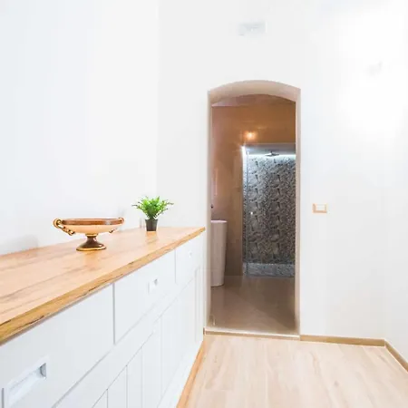 Cas358 Luxury * Bari